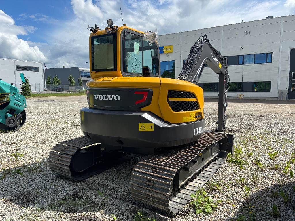 volvo-ecr-88-d,44ea43b0.jpg