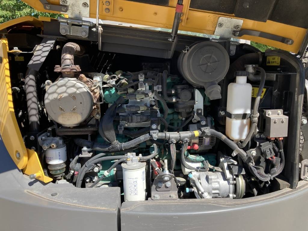 volvo-ecr-88-d,f0910773.jpg