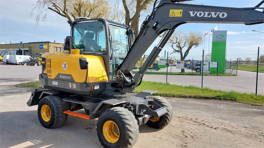 volvo-ew60e,ew60e_310899-ew60e310899(3).jpg