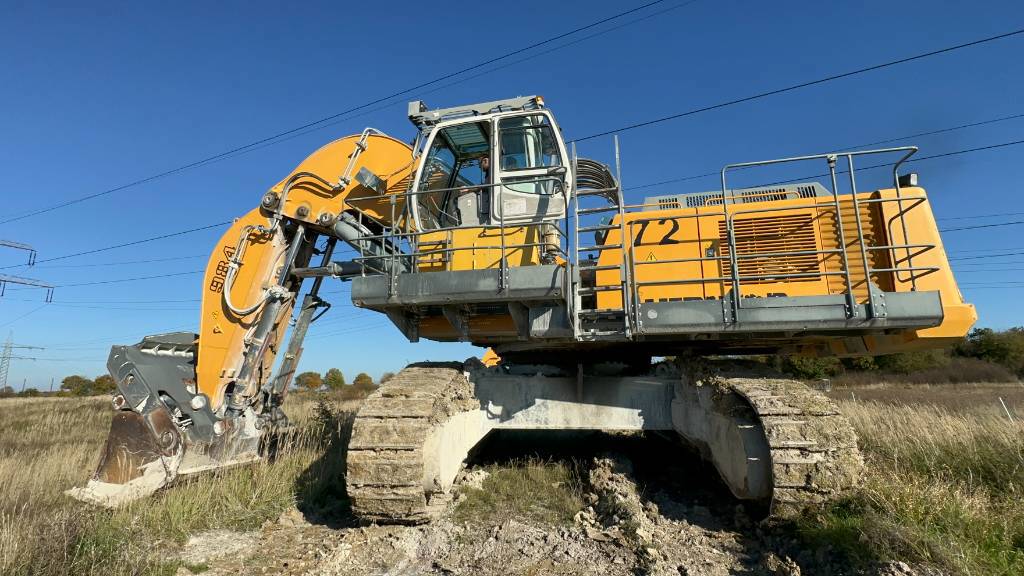liebherr-r-984-c,8ac0c9fc.jpg