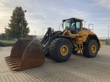 Volvo L 220 H