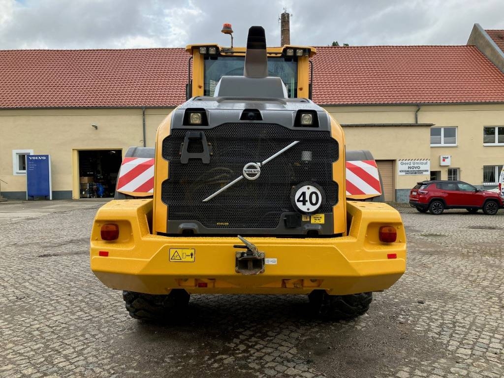 volvo-l-110-h,73b32302.jpg