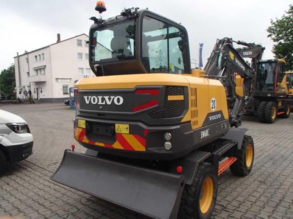 volvo-ew-60-e,3164c9c3-4.jpg