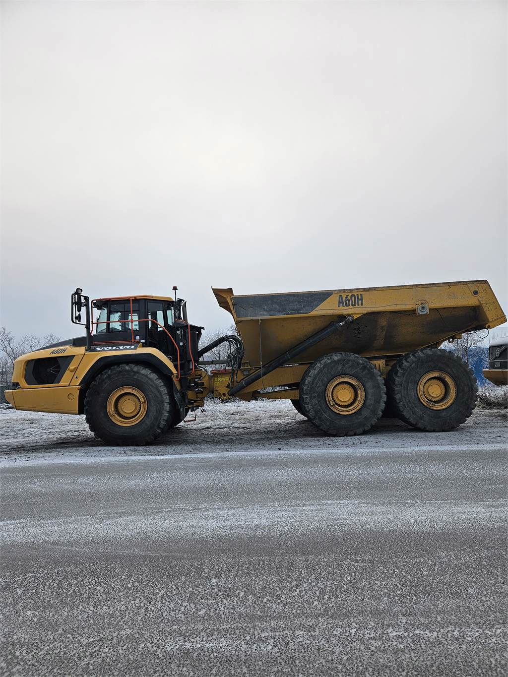 volvo-a60h-54ab,a60h_350119a-20241111_125030.jpg