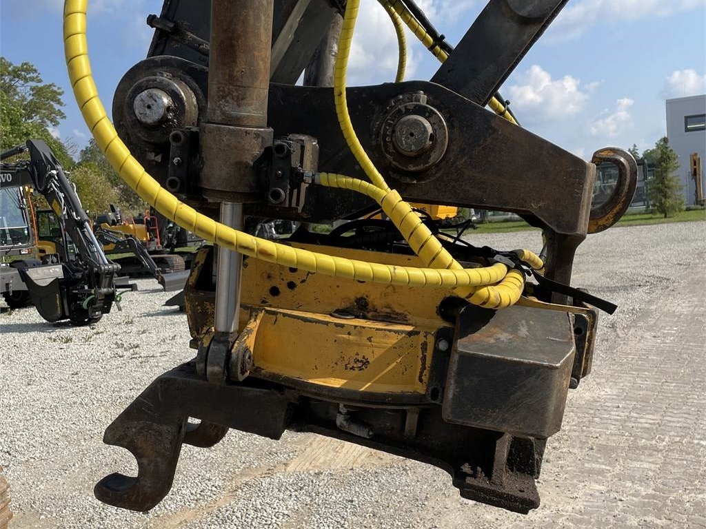 volvo-ec-180-b-lc,10edd87e.jpg