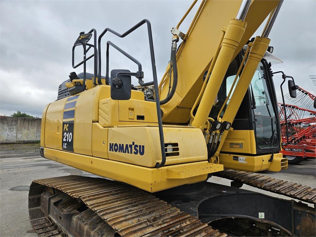 komatsu-pc,pc210lc-11_k70897-1000006831.jpg