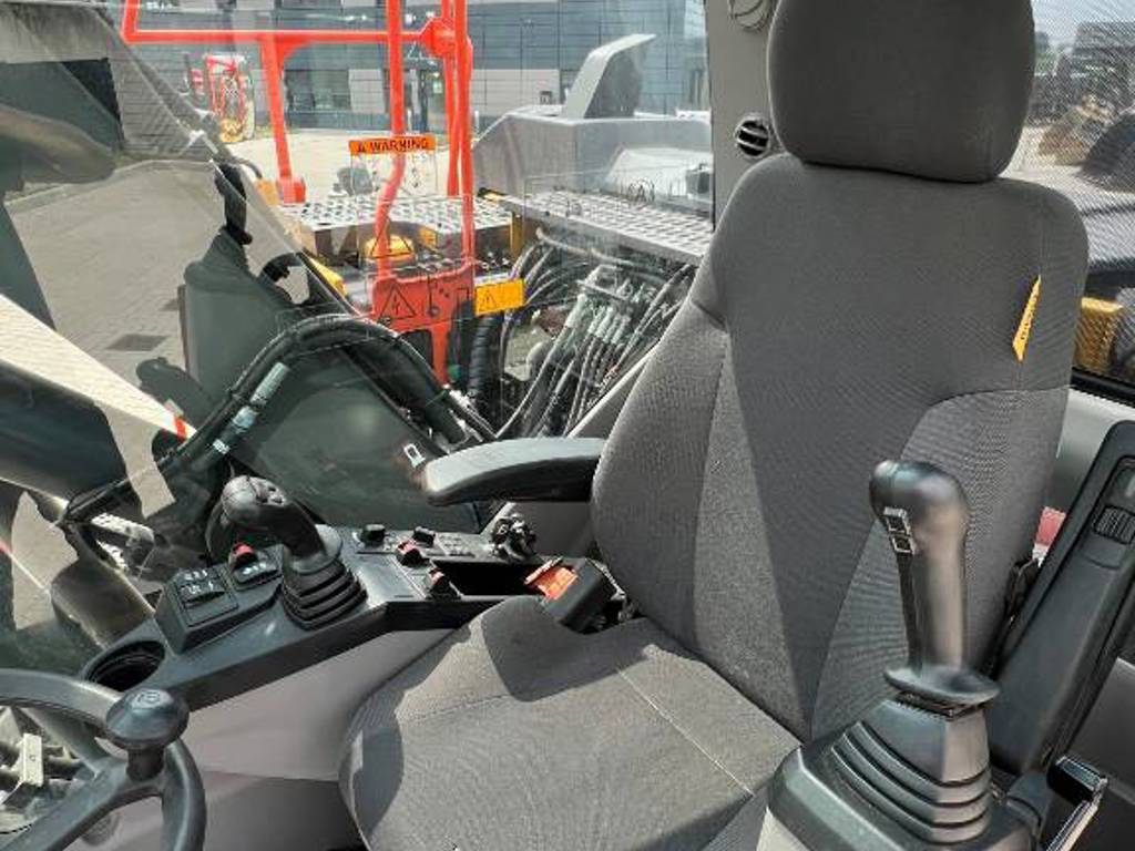 volvo-ewr-130-e,64ca6927.jpg