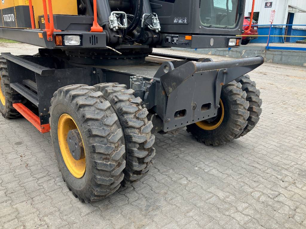 volvo-ew-220-e,06ea198f.jpg