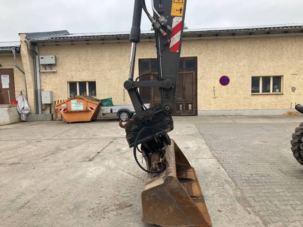 volvo-ew-220-e,4f4af92c.jpg