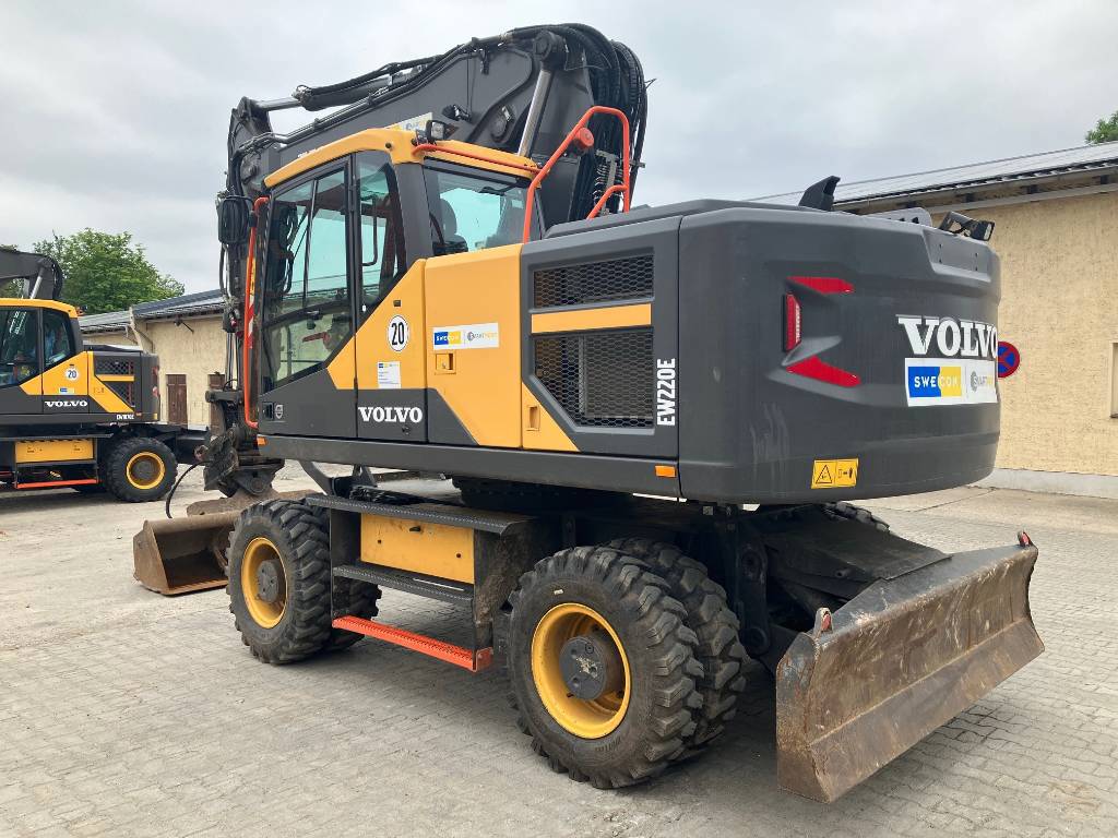 volvo-ew-220-e,73ef8a4b.jpg
